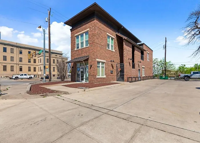Intimate 2bd With Unique Style In The Heart Of Fortworth Fort Worth