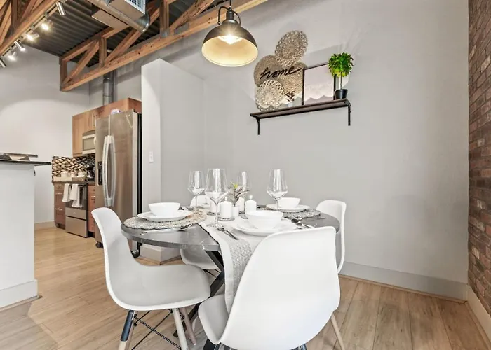 Intimate 2bd With Unique Style In The Heart Of Fortworth * Fort Worth